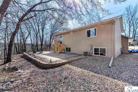 277 Red Ridge Road Good Thunder MN 56037