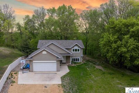 277 Red Ridge Road Good Thunder MN 56037