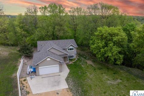 277 Red Ridge Road Good Thunder MN 56037
