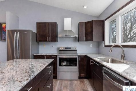 277 Red Ridge Road Good Thunder MN 56037