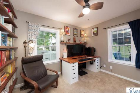 1215 Woodland Avenue Mankato MN 56001