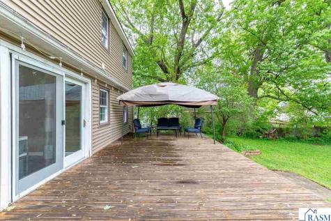 1215 Woodland Avenue Mankato MN 56001