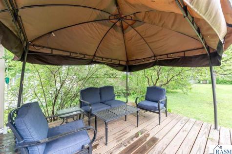 1215 Woodland Avenue Mankato MN 56001