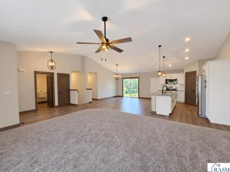316 Falcon Run Eagle Lake MN 56024-1229