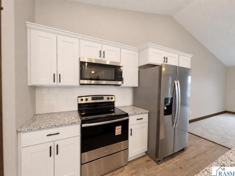 316 Falcon Run Eagle Lake MN 56024-1229