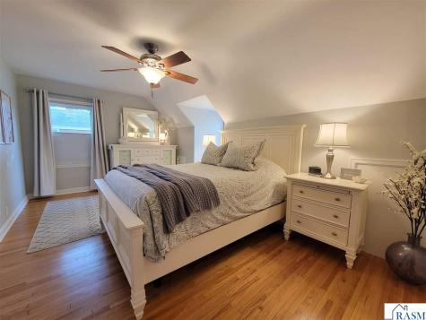 607 3rd Street N New Ulm MN 56073