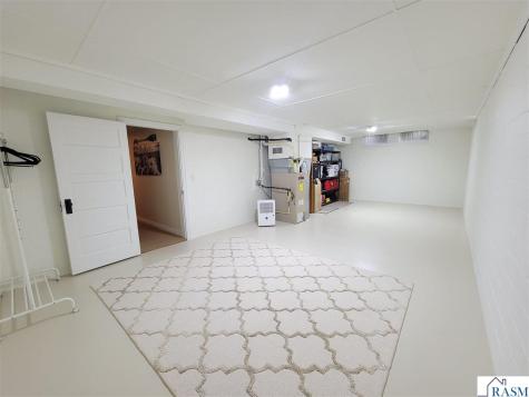 607 3rd Street N New Ulm MN 56073