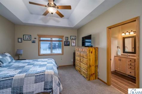 113 Cheetah Lane Mankato MN 56001