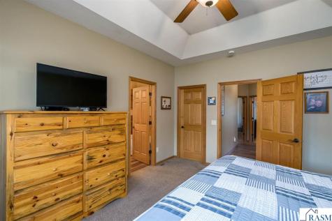 113 Cheetah Lane Mankato MN 56001