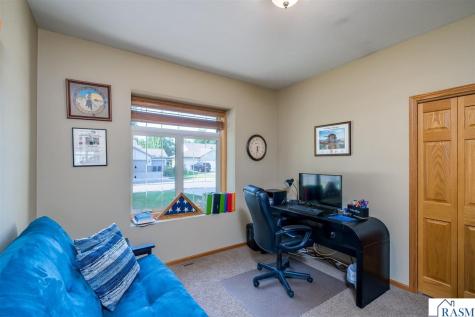 113 Cheetah Lane Mankato MN 56001