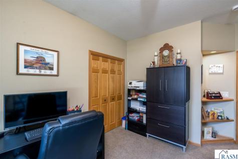 113 Cheetah Lane Mankato MN 56001