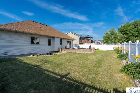 113 Cheetah Lane Mankato MN 56001