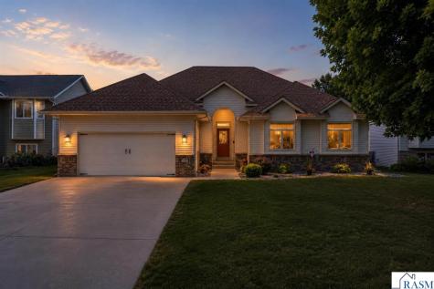 113 Cheetah Lane Mankato MN 56001
