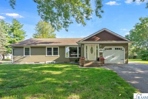 216 Haynes Street Mankato MN 56001