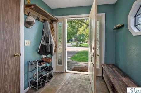 216 Haynes Street Mankato MN 56001