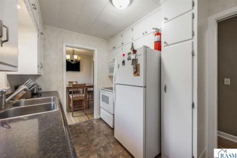 216 Haynes Street Mankato MN 56001