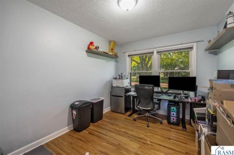 216 Haynes Street Mankato MN 56001