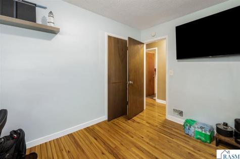 216 Haynes Street Mankato MN 56001