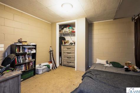 216 Haynes Street Mankato MN 56001