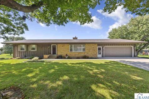 127 Woodcrest Terrace Le Sueur MN 56058