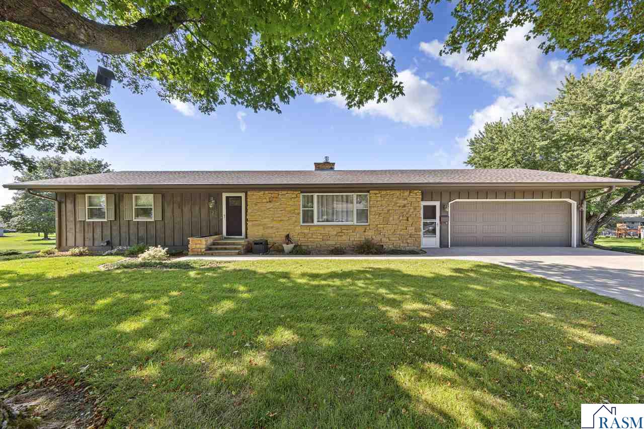 127 Woodcrest Terrace Le Sueur MN 56058