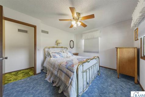 127 Woodcrest Terrace Le Sueur MN 56058