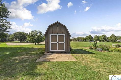 127 Woodcrest Terrace Le Sueur MN 56058