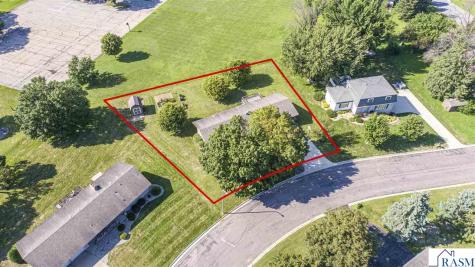 127 Woodcrest Terrace Le Sueur MN 56058