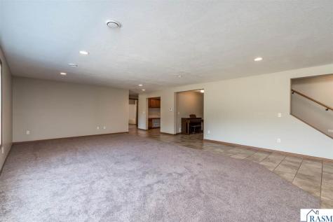 47204 Jason Adam Court Elysian MN 56028