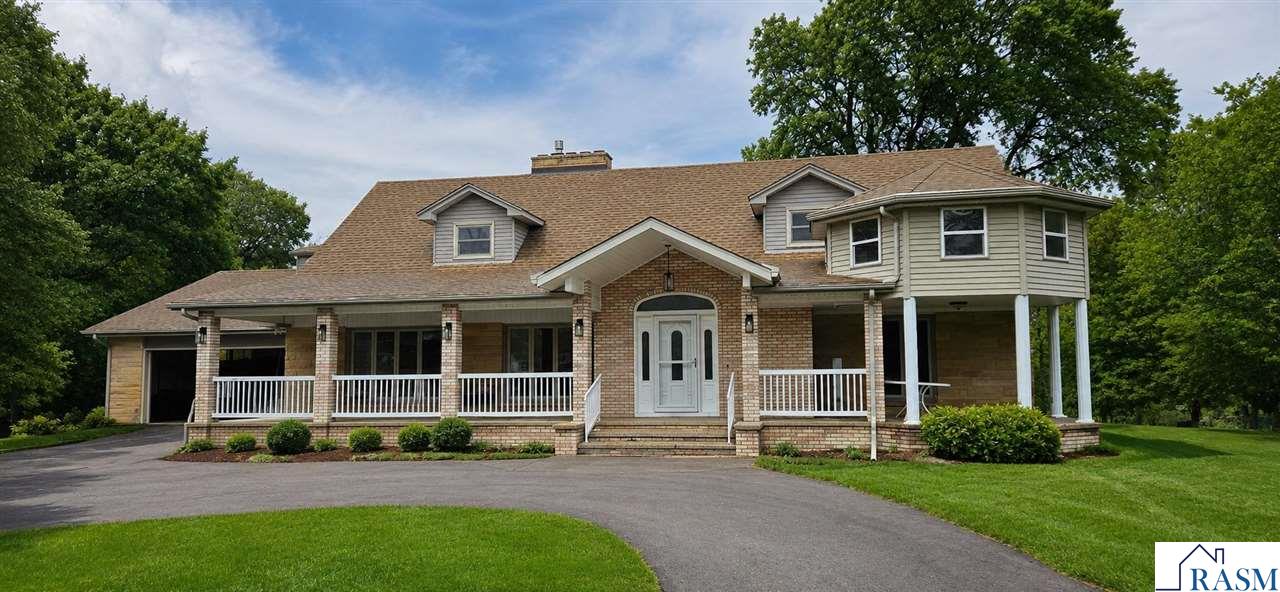 64 Skyline Drive Mankato MN 56001