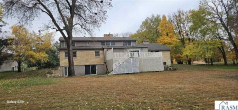 64 Skyline Drive Mankato MN 56001