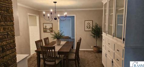 64 Skyline Drive Mankato MN 56001