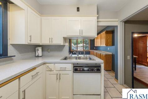 128 Rose Street Mankato MN 56001
