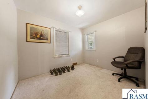 128 Rose Street Mankato MN 56001