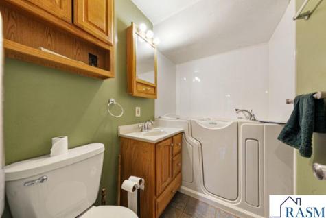 128 Rose Street Mankato MN 56001