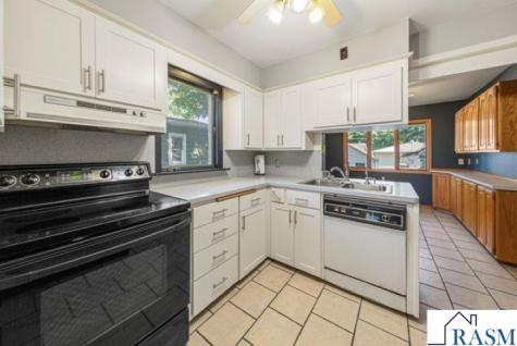 128 Rose Street Mankato MN 56001