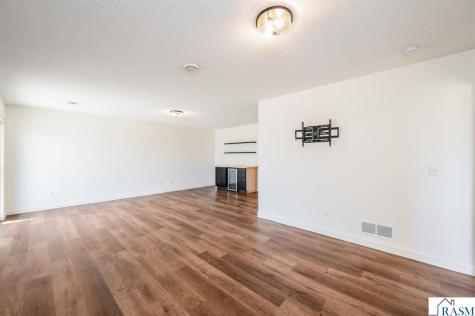 1051 Sakatah Court Madison Lake MN 56063