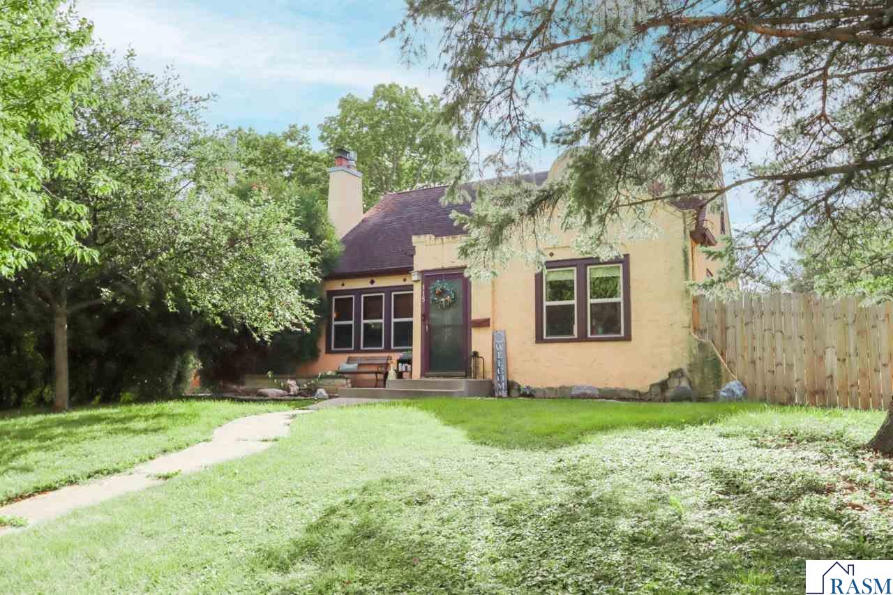 115 Hinckley Street Mankato MN 56001