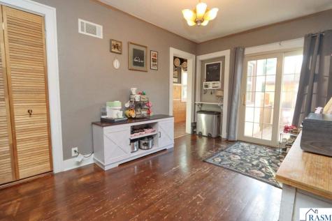 115 Hinckley Street Mankato MN 56001