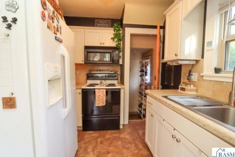 115 Hinckley Street Mankato MN 56001