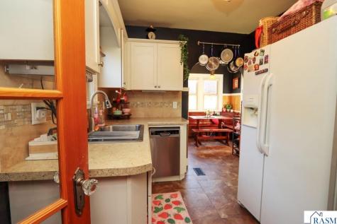 115 Hinckley Street Mankato MN 56001