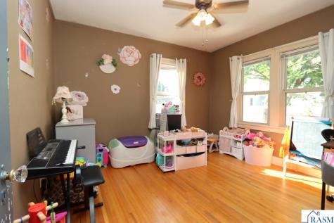 115 Hinckley Street Mankato MN 56001