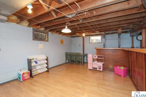 115 Hinckley Street Mankato MN 56001