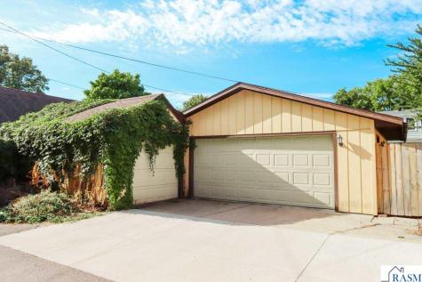 115 Hinckley Street Mankato MN 56001