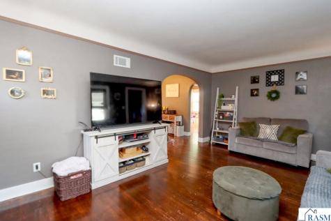 115 Hinckley Street Mankato MN 56001