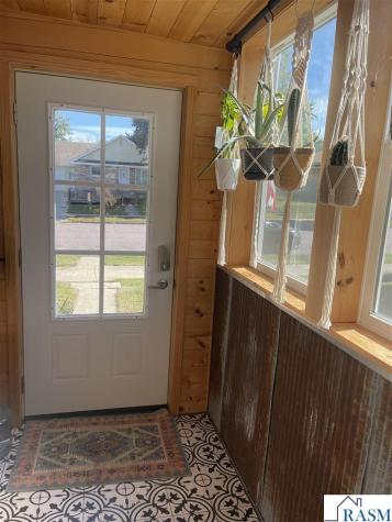 319 N Washington Street New Ulm MN 56073