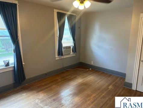 702 S 3rd Street St. Peter MN 56082