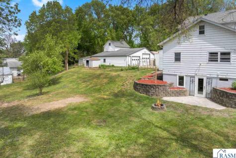 104 NE Frank Avenue Elysian MN 56028
