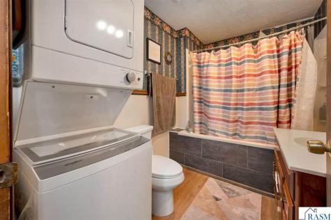 104 NE Frank Avenue Elysian MN 56028