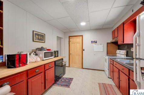 104 NE Frank Avenue Elysian MN 56028